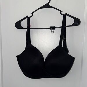 Classic Black T-Shirt Bra - Women Intimates & Sleepwear No underwire 40DD VS